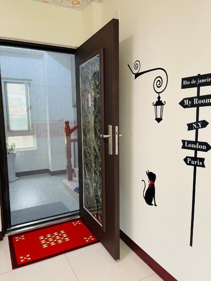 Zucuo Homestay Nangan Eksteriør bilde